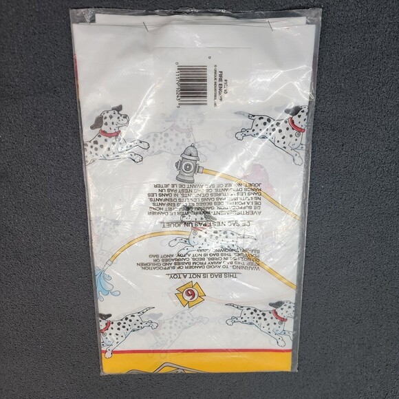 Fire Engine Dalmatian Plastic Table cover 54" X 84" 137 cm X 213 cm - Picture 2 of 5